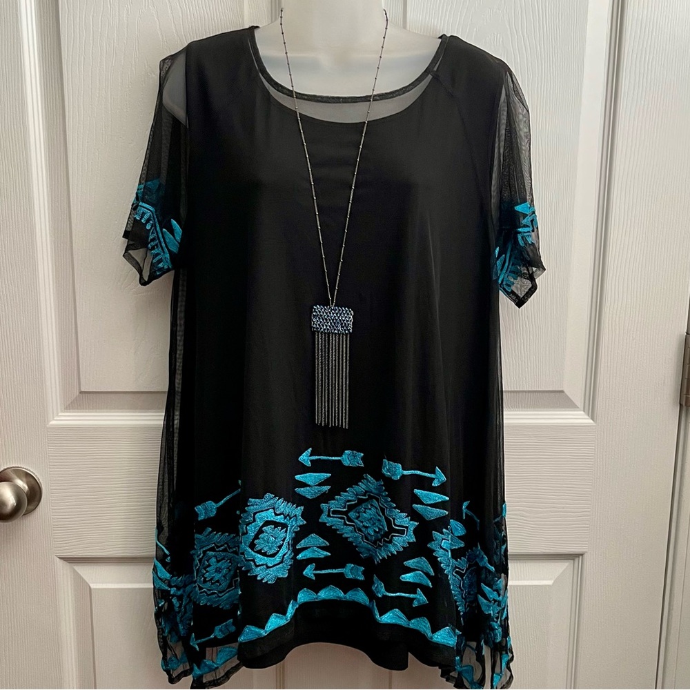 BLACK MESH TUNIC WITH TURQUOISE AZTEC OR SOUTHWEST EMBROIDERY MISSES XL